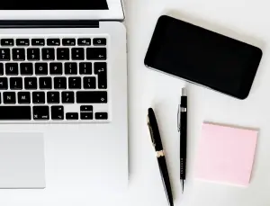 what do real estate agents do in Colorado Springs